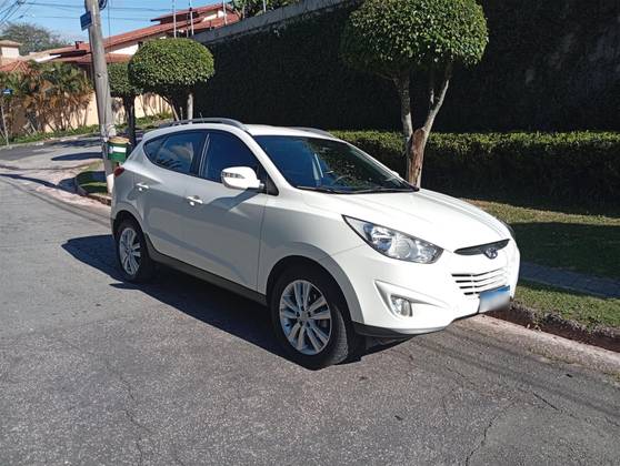 HYUNDAI IX35 2.0 MPFI GLS 16V FLEX 4P AUTOMÁTICO HYUNDAI IX35 2.0 MPFI GLS 16V FLEX 4P AUTOMÁTICO